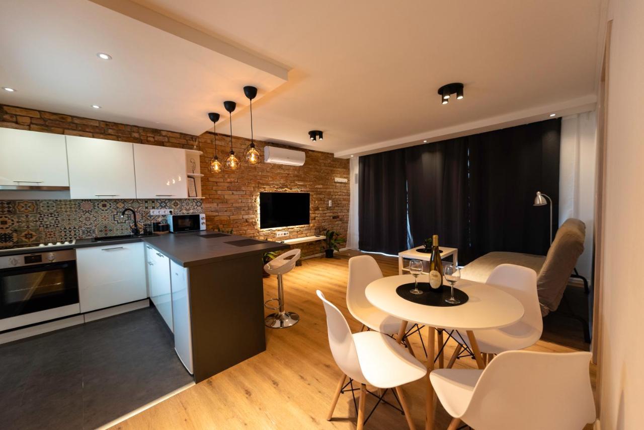 Pitypang Apartman Kápolnásnyék Esterno foto